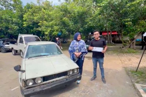 Toyota Corolla DX Ini Telat Pajak 9 Tahun, Pemilik Ngaku Cuma Bayar Rp 982 Ribu