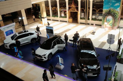 toyota, Toyota Astra Motor (TAM), innova zenix, Toyota Space, Di Acara Toyota Space,  Innova Lama Bisa Jadi Innova Zenix Hybrid, Begini Caranya