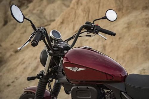 Bermesin Kecil, Cruiser Macho Ini Bisa Dikira Moge, Sanggup Jalan 642 KM Sekali Fulltank