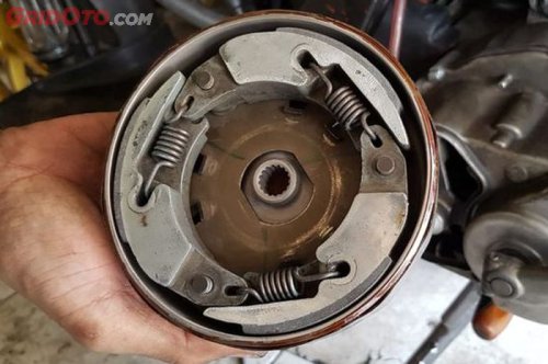 Cerita Mekanik Soal Konsumen yang Kapok Pasang Kampas Ganda KW di Motor Matic