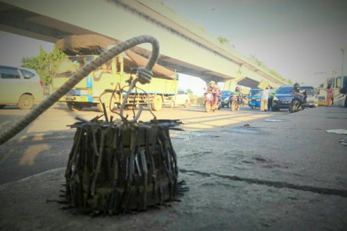 Ban Tubeless Pasrah, Ini Model Ranjau Paku Paling Merusak yang Ditebar di Jalan