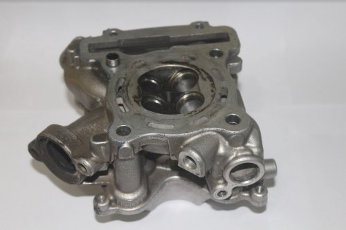 Ini Dua Ciri-ciri Yang Muncul Saat Paking Head Di Motor Bekas Bocor