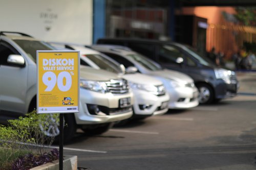 Tarif Parkir Valet di Jakarta Ugal-ugalan, Pansus DPRD DKI Temui Sampai Rp 250.000