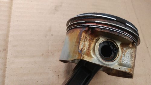 Ini Dua Trik Mudah Bersihkan Kerak Di Piston Motor Bekas Tanpa Bongkar Mesin