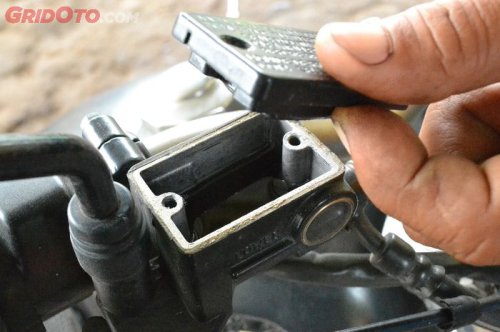 Ini Bahaya Minyak Rem Motor Bekas Masih Bending Padahal Umurnya Dah Lama