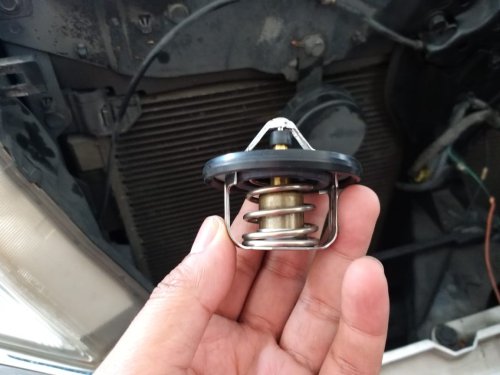 Thermostat Radiator Rusak Bikin Mesin Overheat, Simak Penjelasannya