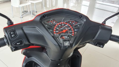 motor baru, marking chalk, coretan di bodi motor, PT Astra Honda Motor (AHM), tips cuci motor, Bodi Motor Baru Banyak Coretan? Mekanik Honda Jelaskan Fungsi dan Cara Hapusnya