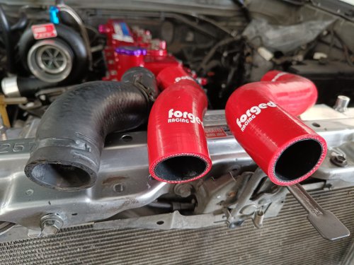 Jangan Sampai Radiator Coolant Mobil Berkurang Karena Hal Ini
