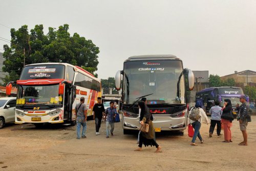 Baru&nbsp;Tahu, Pihak Bertanggung Jawab Saat Barang Hilang di Bagasi dan Kabin Bus Berbeda