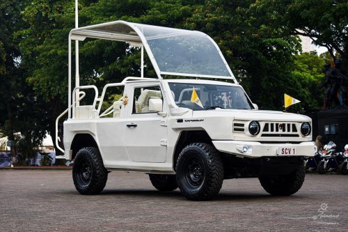 Disenggol Prabowo, Pindad Siap Buatkan Mobil Kepresidenan Transparan Full Kaca
