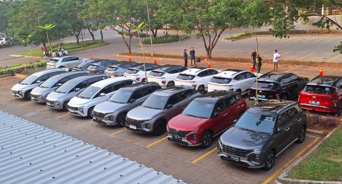 parkir, parkir mobil, camera 360, Auto parking, Tiga Fitur di Mobil Ini Bisa Mempermudah Perempuan Saat Parkir