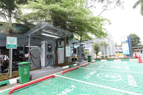 SPKLU, Pengecasan Mobil Listrik, EVSafe Indonesia, EVCharge Live Indonesia 2025, EVSafe Indonesia Gelar Sesi Bahas Standarisasi dan Keselamatan Pengisian EV