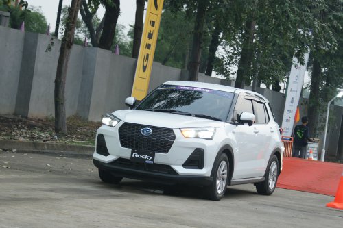 Tiga Fitur Ini Bisa Bikin Kamu Kesengsem Dengan Daihatsu Rocky Hybrid