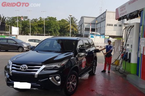 Mobil Terasa Lebih Irit Saat BBM Full Tank, Ini Penjelasan Menurut Ahli