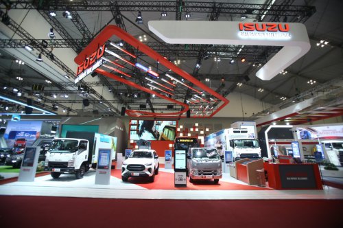 Isuzu Tidak Khawatir dengan Truk Impor Tiongkok, Asalkan Penuhi Aturan