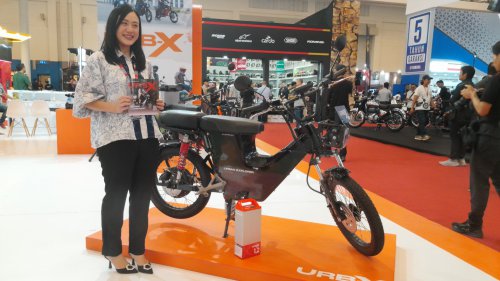 Kupprum Bawa Motor Listrik Boncengan dan Dirt Bike di IMOS 2025, Ini Tampilannya