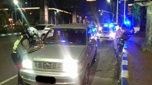 Polri dan Kemensetneg Atur Ulang Penggunaan Sirene 'Tot Tot Wuk Wuk', Anggota Dewan Tetap Dikawal
