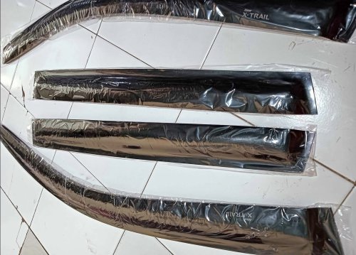 Baru Tahu, Ternyata Talang Air di Pintu Mobil Punya Fungsi Seperti Ini