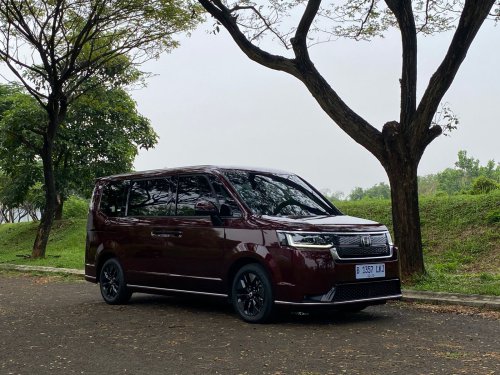 Kunci Sukses Honda Step WGN Hybrid, Best Medium MPV GridOto Award 2025