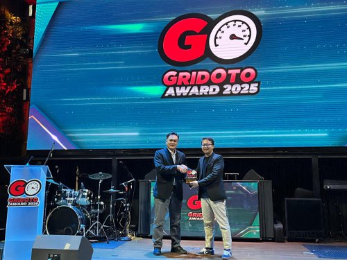 suzuki, pt suzuki indomobil sales (sis), Suzuki Fronx, GridOto Award 2025, The Most Favorite Car 2025, Selamat! Suzuki Fronx Raih The Most Favorite Car di GridOto Award 2025