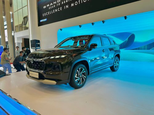 Suzuki Luncurkan New Grand Vitara Hybrid dengan Penyegaran di GJAW 2025
