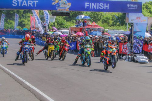 yamaha aerox, ycr tasikmalaya, yamaha cup race, PT Yamaha Indonesia Motor Manufacturing (PT YIMM), Yamalube Turbo Matic, YCR 2025, Seri Penentuan, Gelar Juara Yamaha Cup Race 2025 Dipertaruhkan di Sirkuit Bukit Peusar