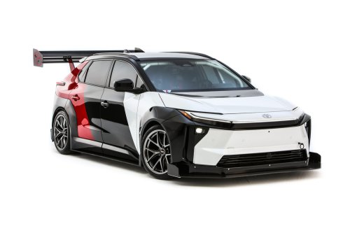 Hindari Nyalip Toyota bZ4X Yang Ini, Speknya Bisa Pecahin Rekor