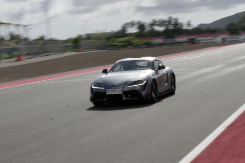 toyota supra, trackday, Sirkuit Mandalika, Toyota GR Supra, Berpacu Dengan 382 Daya Kuda, Toyota Supra Libas Sirkuit Mandalika
