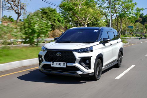 Satu Platform, Performa Toyota Veloz Hybrid dan Yaris Cross Beda Tipis