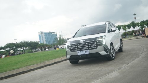 Impresi Hyundai Strgazer Cartenz yang Bikin Semua Penumpang Senang