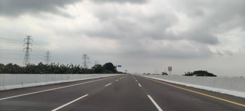Robot, China, jalan, jalan tol, artifial intelligence, pengaspalan, aspal jalan, Hebohkan Dunia, China Bikin Jalan Tol 157 Km Andalkan AI dan Robot