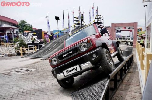 suzuki, jimny, Suzuki Jimny, harga suzuki jimny, Empat Kelebihan Suzuki Jimny Buat Jadi Teman Petualang, Cek Harganya per Januari 2026