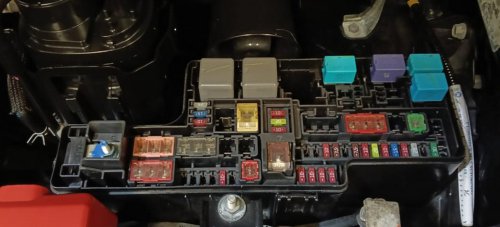 Jarang Yang Tahu, Ini Penyebab Sekring Mobil Bekas Meleleh Usai Mudik