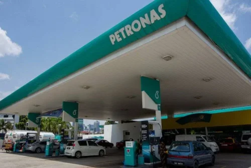 Pembelian BBM RON 95 di Malaysia Dibatasi, Berlaku Mulai 1 April 2026