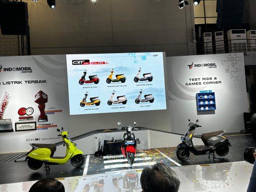 motor listrik, Indomobil eMotor, HER WHEELS, Indomobil eMotor QT, Ini 2 Fitur Pada Indomobil Emotor QT Yang Mudahkan Perempuan