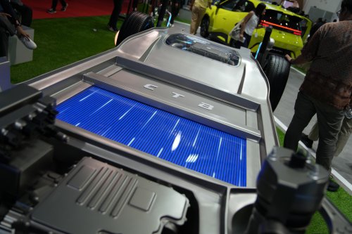 mobil listrik, mobil listrik BYD, Blade Battery, Teknologi Cell To Body Mobil Listrik BYD, Jamin Keamanan Dari Benturan