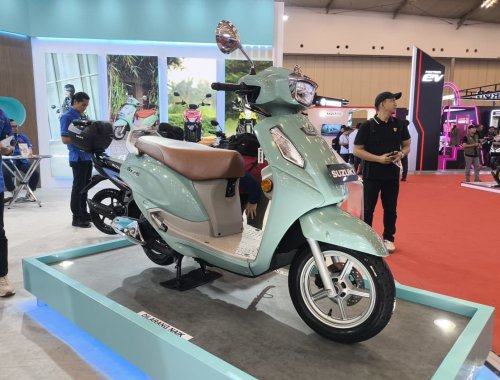 suzuki, IMOS, skutik retro, Suzuki Access 125, harga suzuki access, Skutik Retro Irit BBM, Cocok Buat Harian, Segini Harga Suzuki Access 125 Februari 2026