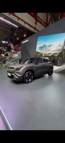suzuki, Suzuki eVitara, IIMS 2026, eVitara, Skema kredit eVitara, Evitara two tone, Suzuki eVitara Two Tone Bisa Dicicil, Ini Rincian DP dan Angsurannya