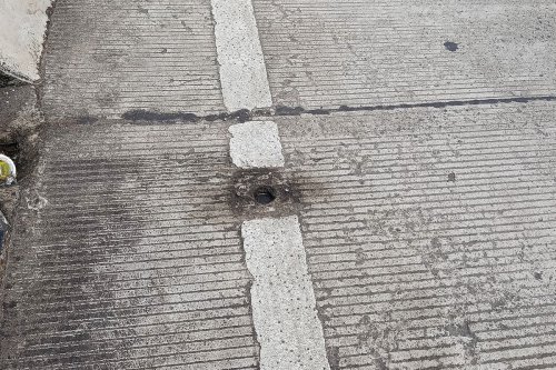 bekasi, maling, mata kucing, road stud, Jalan Layang Kalimalang Bekasi Mendadak Gelap, Imbas 53 Mata Kucing Raib