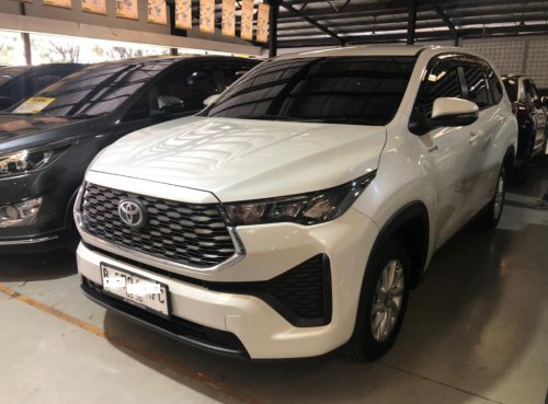 mobil bekas innova, harga mobil bekas innova zenix, innova zenix bekas, mobil bekas innova zenix hybrid, zenix hybrid bekas, Baru Berusia Setahun, Segini Harga Mobil Bekas Toyota Innova Zenix
