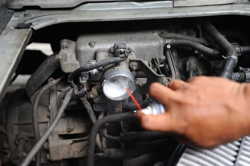 mobil bekas, throttle body, throttle body mobil, risiko asal semprot throttle body, Ternyata Throttle Body Mobil Bekas Jangan Asal Disemprot, Ini Risikonya