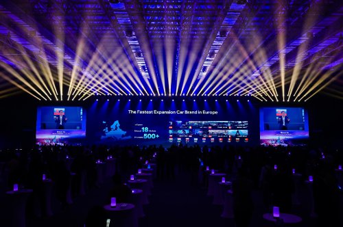 Penjualan Tembus 1 Juta Unit, OMODA &amp; JAECOO Pasang Target Ambisius di 2027