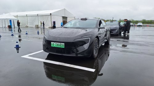 Perempuan Pasti Suka, Fitur Ini Bikin Parkir Mobil Paralel Semakin Mudah