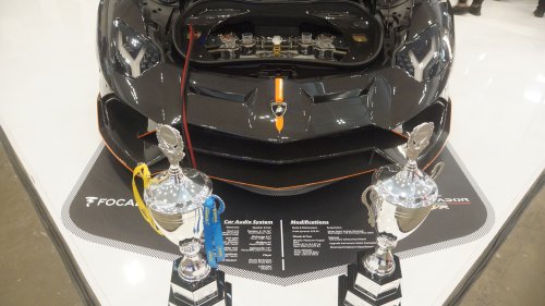 Supercar Kini Tak Cuma Soal Performa, Audio Juga Jadi Fokus Modifikasi