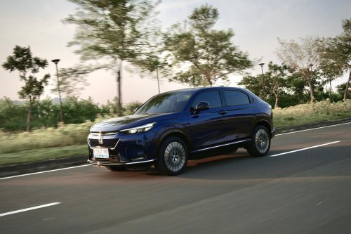 Honda HR-V RS e:HEV Vs Honda e:N1, Siapa Yang Lebih Kencang?