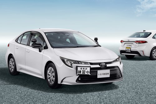 Toyota Corolla Polosan Ini Dapat Manual, Dapat Pedal Ekstra Juga