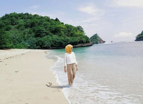 Pantai Clungup di Malang