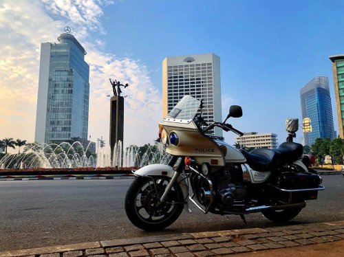 Patung Selamat Datang Bundaran HI Jakarta