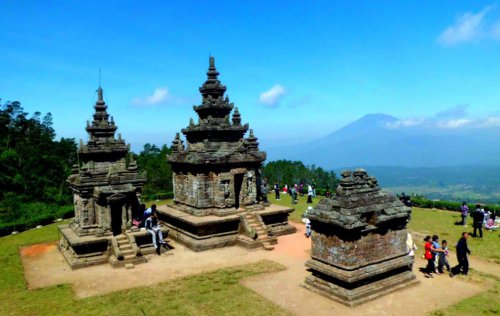 Candi Gedong Songo Yang Selalu Diminati