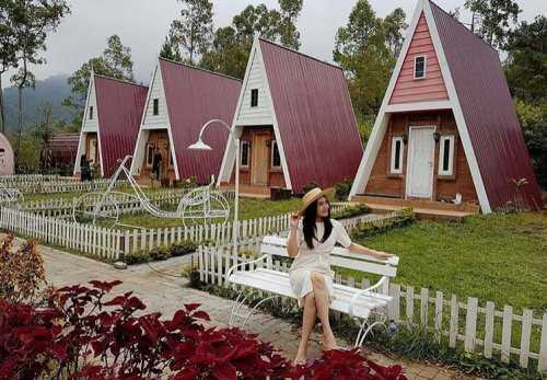 Mengenal Coban Talun, Rute Menuju Lokasi, Harga Tiket Masuk, Ada Apa Saja, Mengunjungi Taman Bunga, Penginapan Apache Camp, Rumah Pagupon, Fasilitas Yang Ada, Mitos Wana Wisata, Cukup Angker, Tips Liburan, Ini Dia 10 Spot Foto Yang Akan Bikin Kamu Betah di Coban Talun